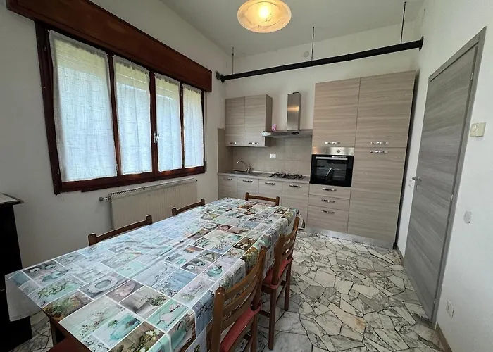 For Flights And Groups Appartamento